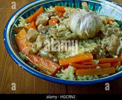 Buhara Pilavı Tarifi. Usbekischer Plov-zentrale asiatische Küche Stockfoto