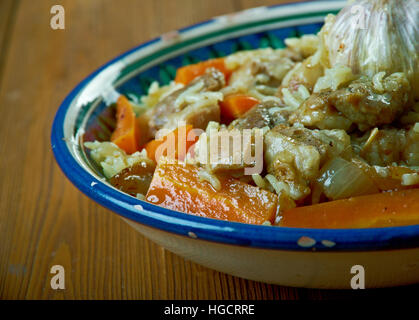 Buhara Pilavı Tarifi. Usbekischer Plov-zentrale asiatische Küche Stockfoto