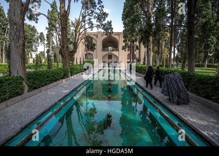 Pool im ältesten erhaltenen persischen Garten im Iran genannt Fin Garten (Bagh-e Fin), befindet sich in Kashan Stadt Stockfoto