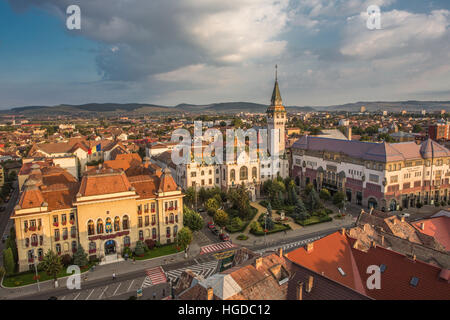 Rumänien, Rumänien, Targu Mures Stadt, Rathaus, Präfektur Gebäude und Kulturpalast Stockfoto