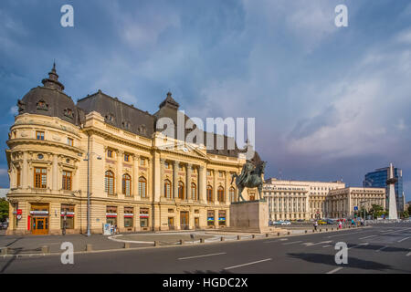 Rumänien, Bukarest Stadt Revolution Square, Carol I Statue Universität Bibliotheca Gebäude Stockfoto