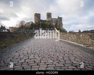 Runkel, Brücke und Schloss, Region Fluss Lahn, Hessen, Deutschland Stockfoto