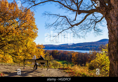 Hudson River gesehen von der Vanderbilt Mansion National Historic Site, Hyde Park, New York State, USA Stockfoto