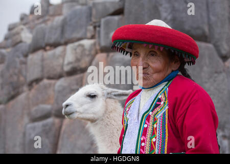 Ruinen von komplexen Saqsayhuaman in der Nähe von Cusco, Stockfoto