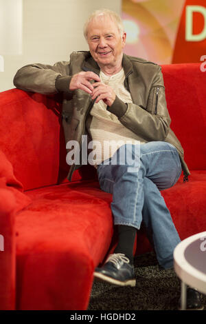 Wolfgang Petersen Teilnahme an dem roten Sofa bei DAS!, NDR Studio Featuring: Wolfgang Petersen Where: Hamburg, Deutschland: 7. Dezember 2016 Stockfoto