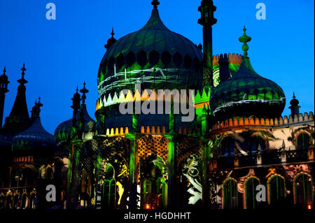 Royal Pavillon, Dr Blighty Show, Brighton Festival, 2016: Bilder von WW1 projiziert der Royal Pavilion für Dr. Blighty Show. Stockfoto