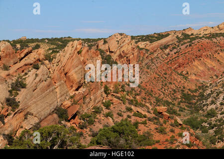 geneigten Gesteinsschichten Dinosaur National Monument Utah Stockfoto