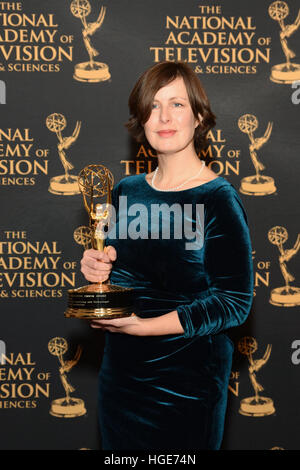 Las Vegas, Nevada, USA. 7. Januar 2017. Anney Locker von IET nimmt die Auszeichnung bei der 68. & Technik Emmys am 7. Januar 2017 im Bellogio Hotel in Las Vegas, NV. © Foto Zugang/Alamy Live-Nachrichten Stockfoto