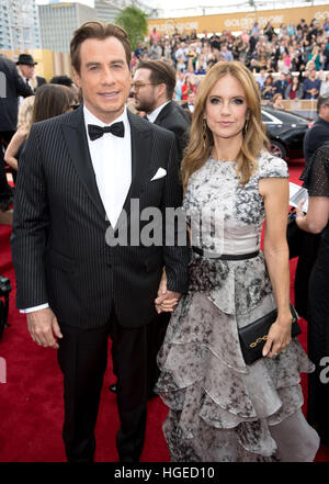 Beverly Hills, Kalifornien, USA. 8. Januar 2017. John Travolta und Kelly Preston. 74. annual Golden Globe Awards statt im Beverly Hilton.  © Hfpa/AdMedia/ZUMA Draht/Alamy Live-Nachrichten Stockfoto