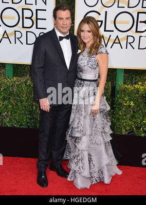 Los Angeles, Kalifornien, USA. 8. Januar 2017. John Travolta, Kelly Preston 070 74. Annual Golden Globe Awards im Beverly Hilton in Los Angeles angekommen. 8. Januar 2017 © Gamma-USA/Alamy Live-Nachrichten Stockfoto