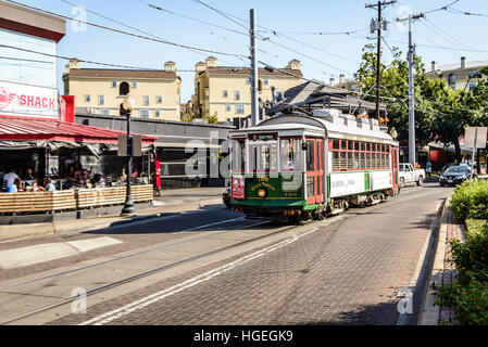 Green Dragon M-Linien Vintage Wagen, McKinney Avenue, Dallas, Texas Stockfoto