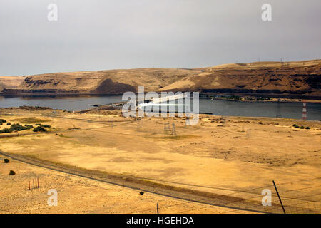 John Day-Staudamm am Columbia River Stockfoto