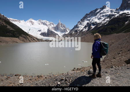 Laguna Torre mit Blick auf den Cerro Torre, El Chalten, Patagonien, Argentinien, Südamerika Stockfoto