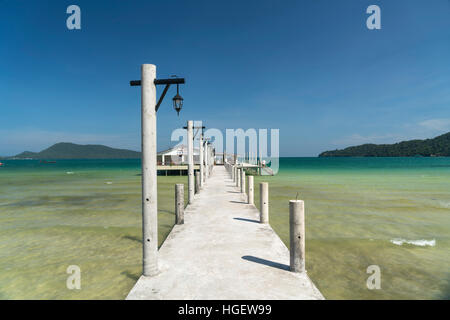 Saracen Bay Pier, Koh Rong Sanloem Insel, Sihanoukville, Kambodscha Stockfoto