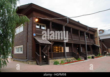 Renovierten Gebäude in der Nähe des Tourist Office in Irkutsk angemeldet. Stockfoto