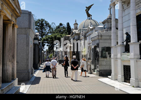 Familie Mausoleen in der Cementerio De La Recoleta, Buenos Aires, Argentinien, Südamerika Stockfoto