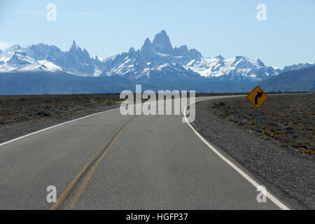 Weg zum Mount Fitz Roy und Cerro Torre, El Chalten, Patagonien, Argentinien, Südamerika Stockfoto