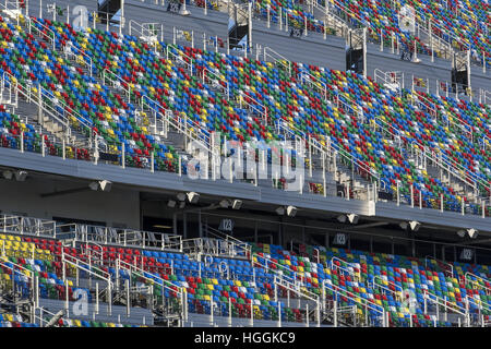 Florida, USA. 9. Jan Gastgeber 2017Daytona International Speedway für große Motorsport-Veranstaltungen während des Jahres, einschließlich die Rolex 24 Stunden und das Daytona 500. Der Speedway befindet sich in Daytona Beach, Florida, die Heimat von NASCAR. © Walter G Arce Sr Asp Inc/ASP/ZUMA Draht/Alamy Live-Nachrichten Stockfoto