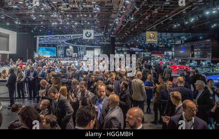 Detroit, USA. 9. Januar 2017. Das Publikum ist riesig in der North American International Auto Show 2017 in Detroit, MI. © über ZUMA ZUMA-Draht/Wire/Alamy Live News Stockfoto