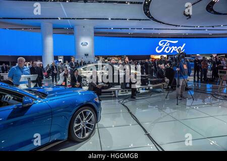 Detroit, USA. 9. Januar 2017. FORD blendet auf der North American International Auto Show 2017 in Detroit, MI. © über ZUMA ZUMA-Draht/Wire/Alamy Live News Stockfoto