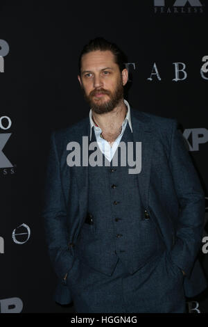 Los Angeles, Kalifornien, USA. 9. Januar 2017. Tom Hardy besucht die Premiere des FX 'Tabu' DGA Theater auf 9. Januar 2017 in Los Angeles, Kalifornien. Bildnachweis: MediaPunch Inc/Alamy Live-Nachrichten Stockfoto