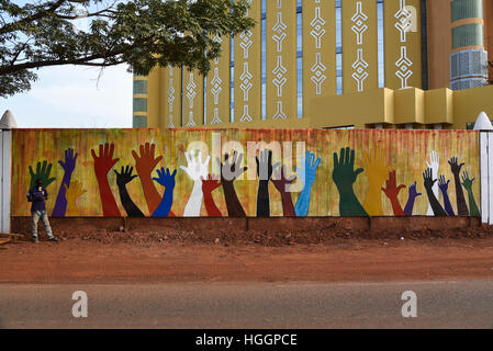 Bamako, Mali. 9. Januar 2017.  Ein paar Tage vor dem Gipfel Afrika Frankreich in Bamako (Mali) am 13. und 14. Januar, die Stadt ist in vollem Gange und versucht, bereit sein, diese 27. Gipfeltreffen unter Partnerschaft, Frieden und Entwicklung unter den besten Bedingungen mit einer Parole, Sicherheit begrüßen zu dürfen. © Le Pictorium/Alamy Live-Nachrichten Stockfoto