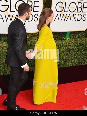 Benjamin Millepied, Natalie Portman 661 74. Annual Golden Globe Awards im Beverly Hilton in Los Angeles angekommen. 8. Januar 2017 Stockfoto