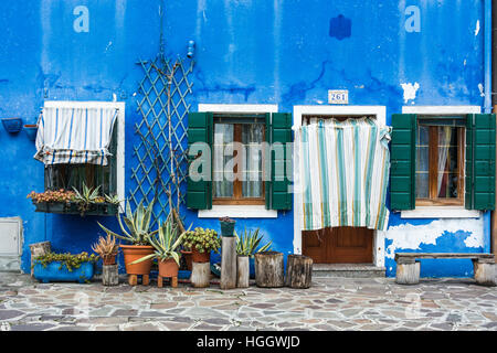 Blaues Haus in Burano, Venedig, Italien Stockfoto