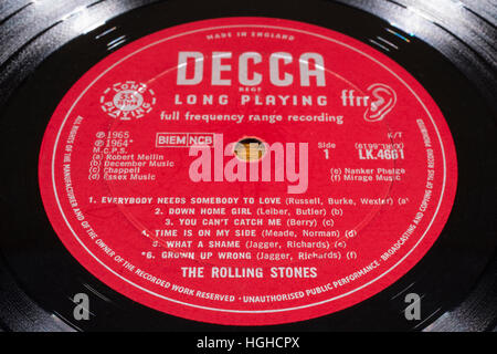 LONDON, UK - 4. Januar 2017: Eine Nahaufnahme von The Rolling Stones Nr. 2 Vinyl Album, aufgenommen am 4. Januar 2017. Stockfoto