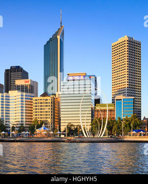 Elizabeth Quay und der Stadt Perth. Australien Stockfoto