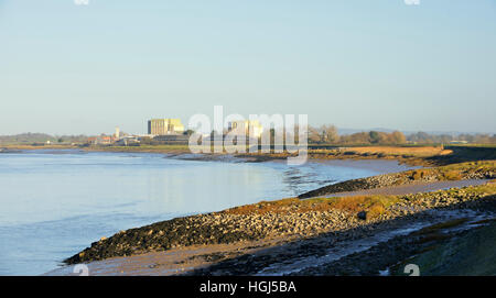 Fluß Severn & Kraftwerk stillgelegten Berkeley, Gloucestershire Stockfoto