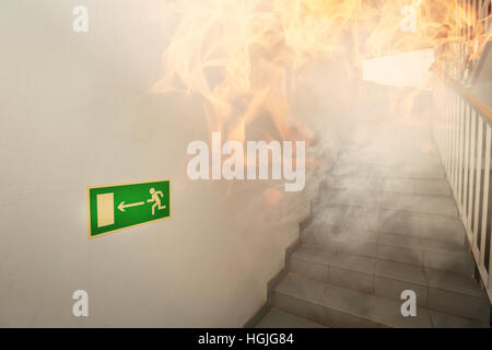 Feuer im Gebäude - Notausgang Stockfoto