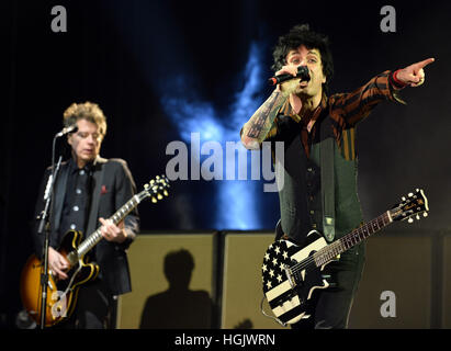 Prag, Tschechische Republik. 22. Januar 2017. Billie von Green Day führt in der Tipsport Arena in Prag, Tschechische Republik, 22. Januar 2017. Bildnachweis: Katerina Sulova/CTK Foto/Alamy Live-Nachrichten Stockfoto