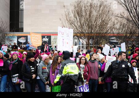 Washington, DC, USA. 21. Januar 2017. Teilnahme für Frauen Marsch auf Washington 2017, Washington, DC 21. Januar 2017. Bildnachweis: Sara Cozolino/Everett Collection/Alamy Live-Nachrichten Stockfoto