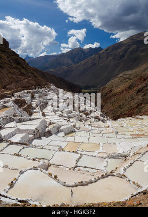 Marasal Salzbergwerk bei Maras, Heiliges Tal, Peru Stockfoto