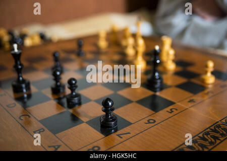 authentische alte Holz Schach Brett Stockfoto