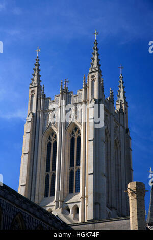 Frühling-Blick über St Edmundsbury Cathedral, Bury St Edmunds Stadt, Suffolk County, England Stockfoto