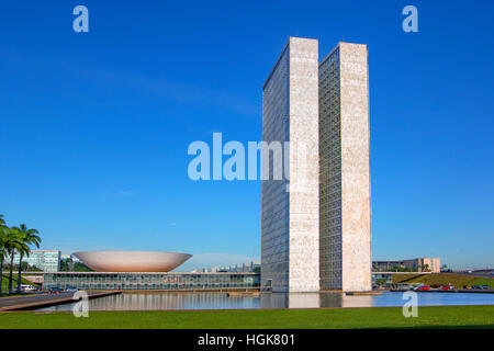 Congresso Nacional (Nationalkongress) entworfen von Oscar Niemeyer, Brasilia Stockfoto