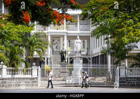 Statue der Königin Victoria, Government House, Französisch Colonial Gebäude noch gebrauchte von der gegenwärtigen Regierung, Port Louis, Mauritius Stockfoto