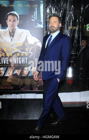 Ben Affleck besucht die "Live By Night"-Premiere in TCL Chinese Theatre am 9. Januar 2017 in Hollywood, Kalifornien. | Verwendung weltweit Stockfoto