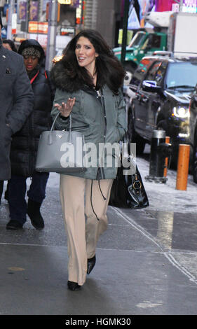 NEW YORK, NY - Januar 10: Lynda Lopez in New York City am 10. Januar 2017 zu sehen. Bildnachweis: RW/MediaPunch Stockfoto