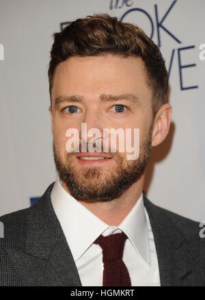 Los Angeles, CA, USA. 10. Januar 2017. Justin Timberlake im Ankunftsbereich für THE BOOK OF LOVE Premiere, The Grove, Los Angeles, CA 10. Januar 2017. © Elisabeth Goodenough/Everett Collection/Alamy Live-Nachrichten Stockfoto