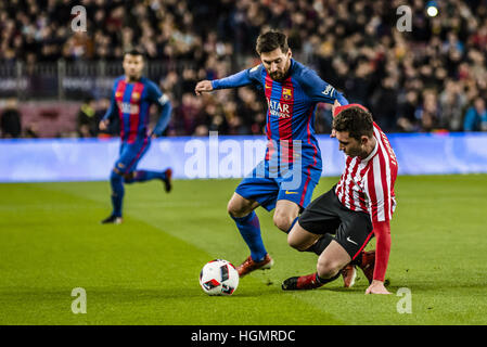 Barcelona, Spanien. 11. Januar 2017. FC Barcelona Messi weiter in Aktion während der spanische Copa del Rey (Königspokal) Runde von 16 Sekunden Bein Fußballspiel FC Barcelona gegen Athletic Club Bilbao im Camp Nou Stadion in Barcelona. Bildnachweis: Matthias Oesterle/ZUMA Draht/Alamy Live-Nachrichten Stockfoto