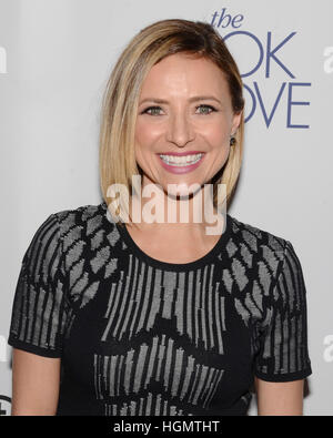 Christine Lakin kommt bei der Premiere von Electric Entertainment "The Book Of Love" im pazifischen Theater im The Grove in Los Angeles, Kalifornien am 10. Januar 2017. Stockfoto