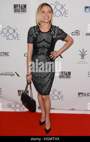 Christine Lakin kommt bei der Premiere von Electric Entertainment "The Book Of Love" im pazifischen Theater im The Grove in Los Angeles, Kalifornien am 10. Januar 2017. Stockfoto