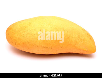 Mango-Frucht isoliert auf weißem Hintergrund Stockfoto