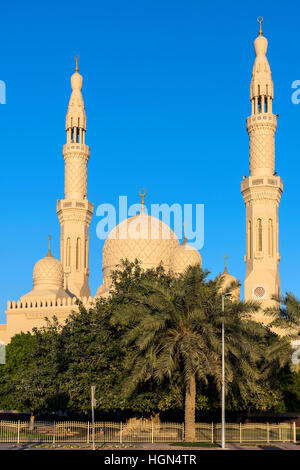 Jumeirah Moschee, Dubai, Vereinigte Arabische Emirate Stockfoto