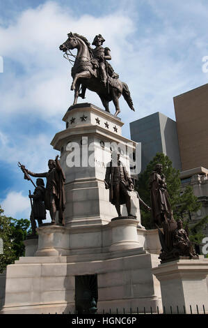 Das Washington Monument auf dem Gelände des Capital Building In Richmond Virginia, die Hauptstadt der Commonwealth of Virginia USA Stockfoto