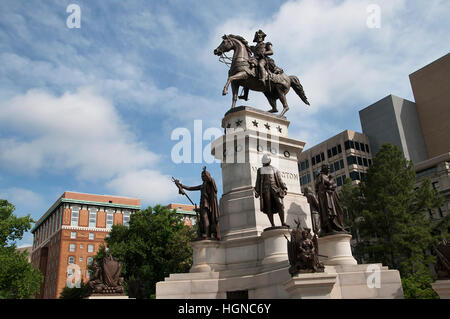 Das Washington Monument auf dem Gelände des Capital Building In Richmond Virginia, die Hauptstadt der Commonwealth of Virginia USA Stockfoto