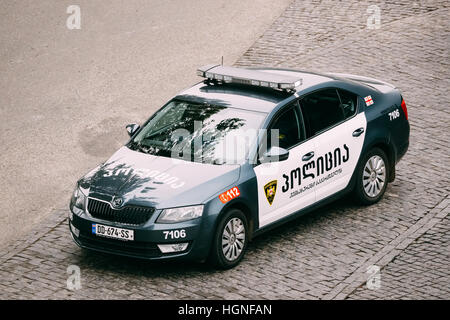 Tiflis, Georgien - 21. Oktober 2016: Straßenauto Polizei Skoda Octavia-Altstädter Ring Stockfoto